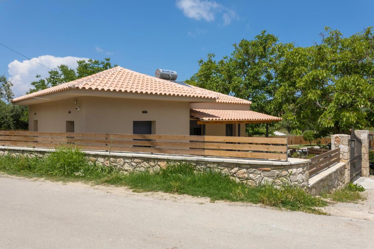 Athina's House Drakas